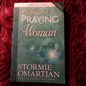 THE POWER PRAYING WOMAN